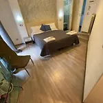 B&B A Home In Rome